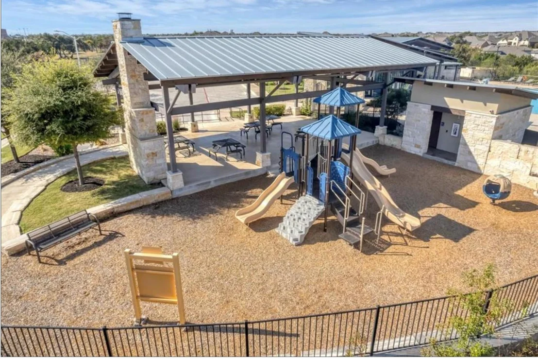 Photo of 2404 Burberry LN