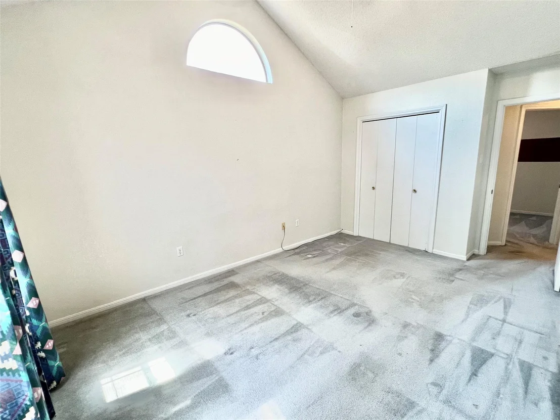 Photo of 105 Lariat CIR