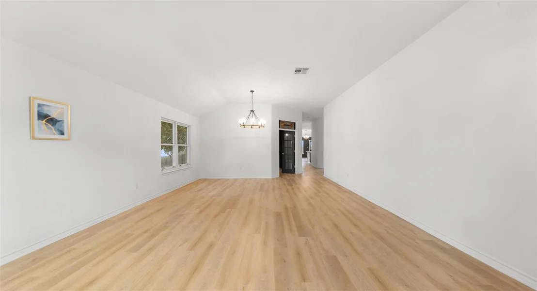Photo of 2527 Crenshaw DR