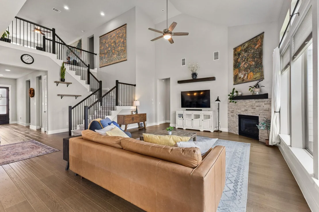 Photo of 356 Coyote Creek WAY