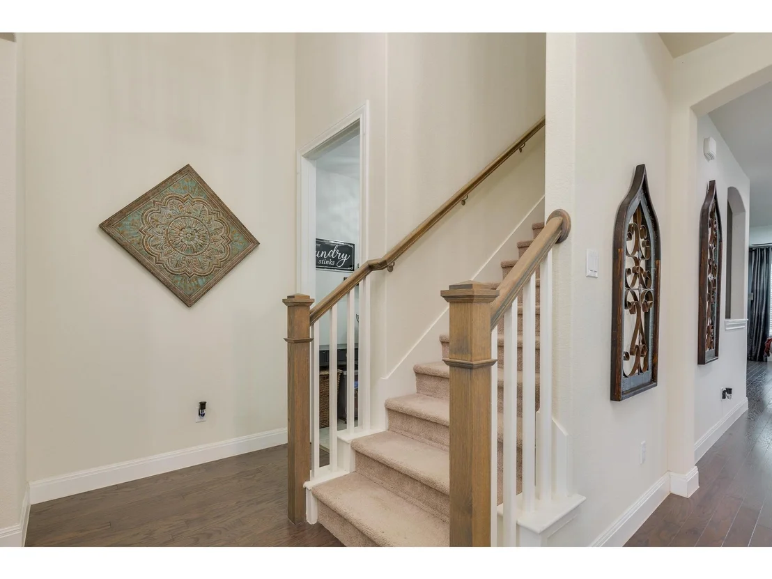 Photo of 1645 Humble Live DR