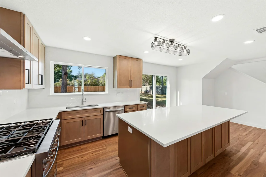 Photo of 2110 Heather DR