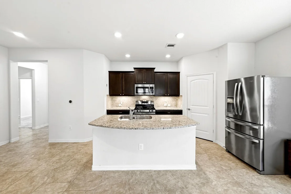 Photo of 10240 Crescendo LN
