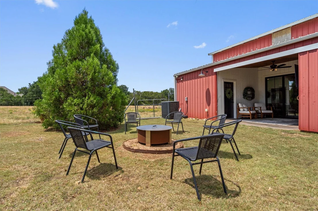 Photo of 323 Patricia RD
