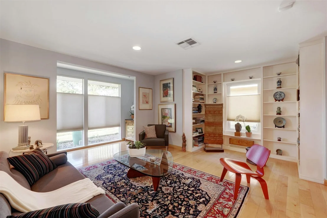 Photo of 1302 Berkshire DR