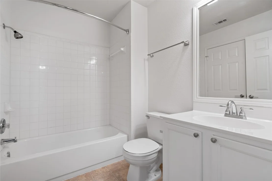 Photo of 1102 Peyton PL