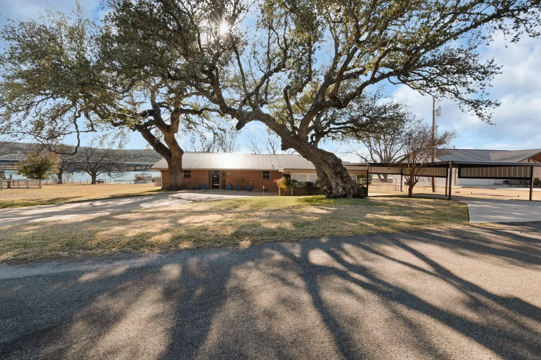Photo of 125 County Road 141