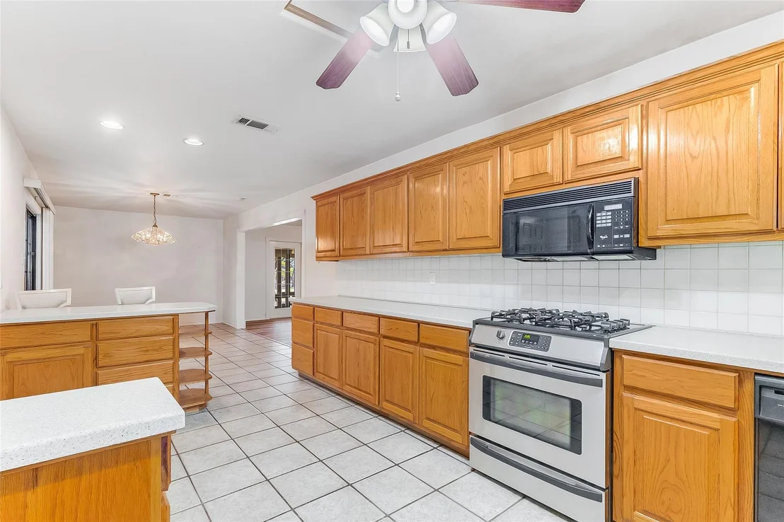 Photo of 309 Delaware Springs BLVD