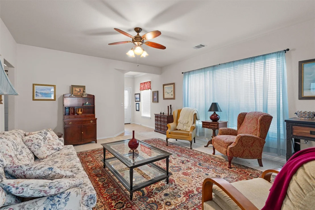 Photo of 225 Winter DR