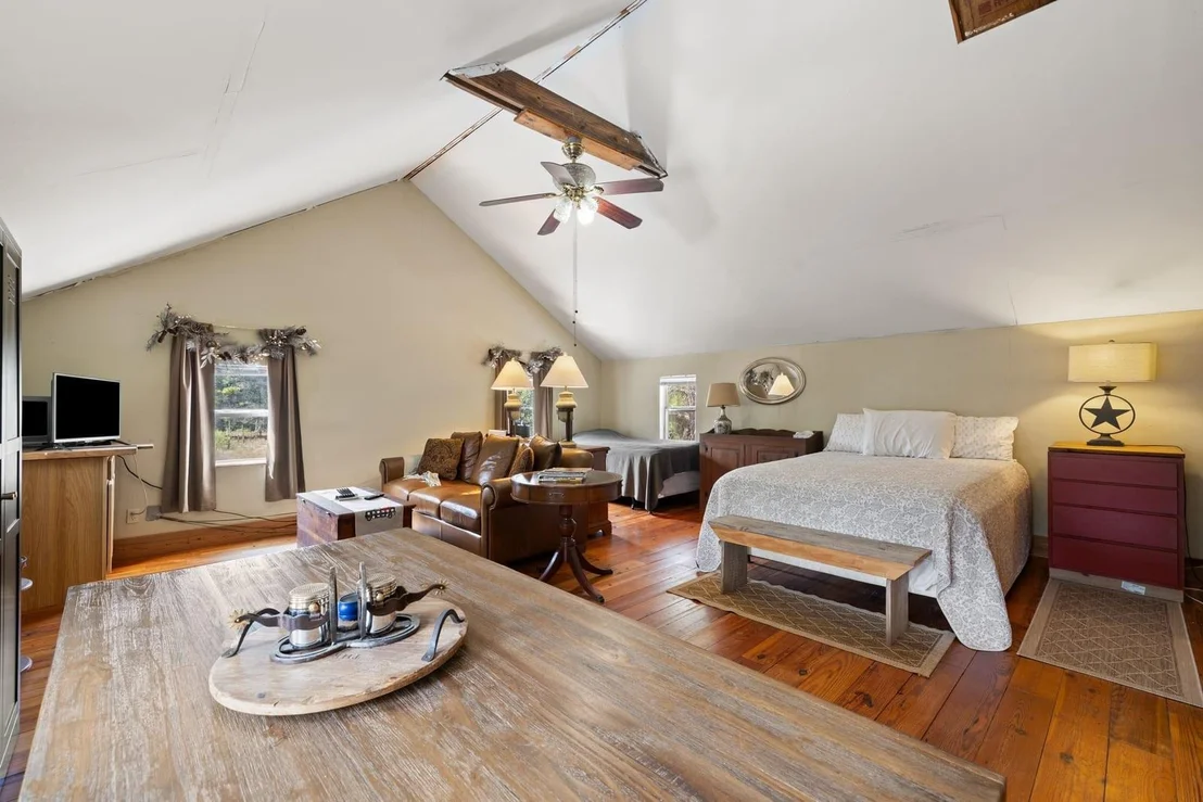 Photo of 242 Cody LN