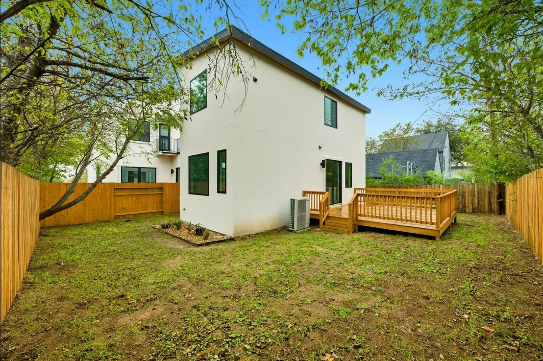 Photo of Unit 2 at 802 Philco DR
