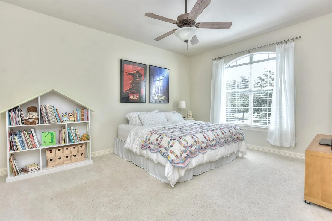 Photo of 204 Goldridge DR