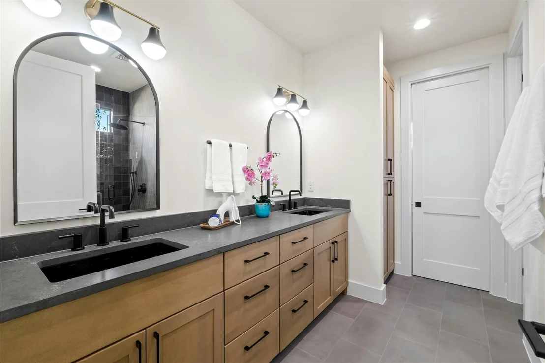 Photo of 5805 Mojave DR
