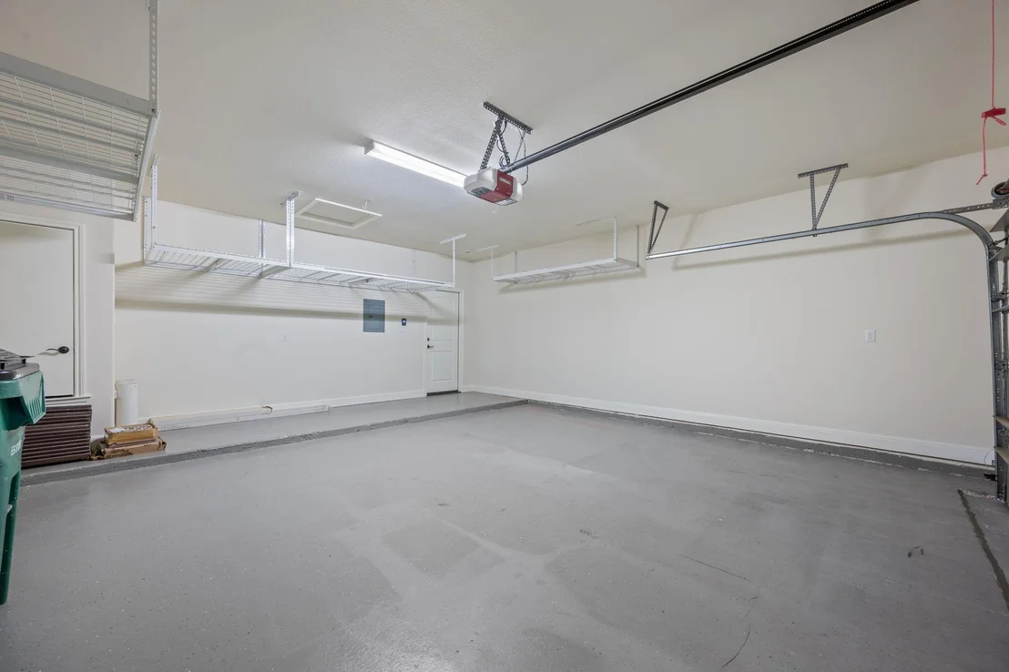 Photo of 102 Cedar Glen CV