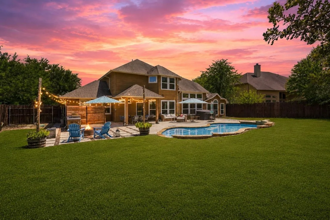Photo of 1010 Canyon Edge DR