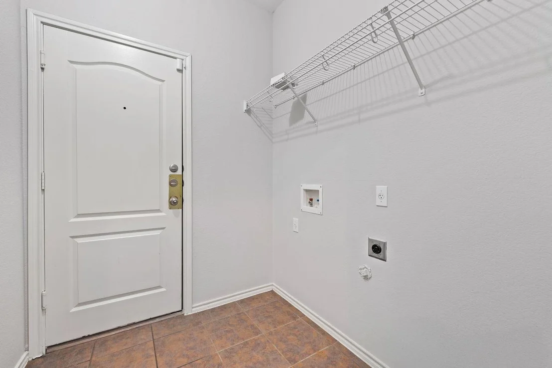 Photo of 3721 Pine Needle CIR
