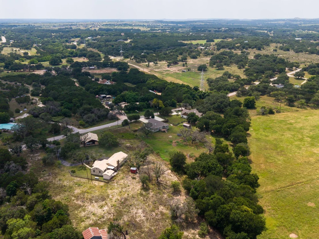 Photo of 1110 County Road 1045
