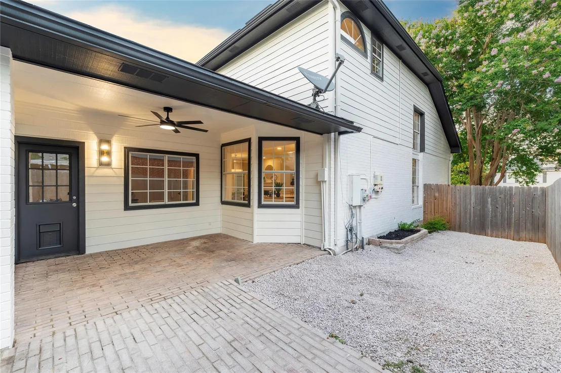 Photo of 2900 Phoenix WAY
