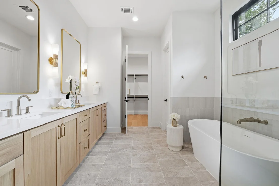 Photo of 3005 Silverleaf DR