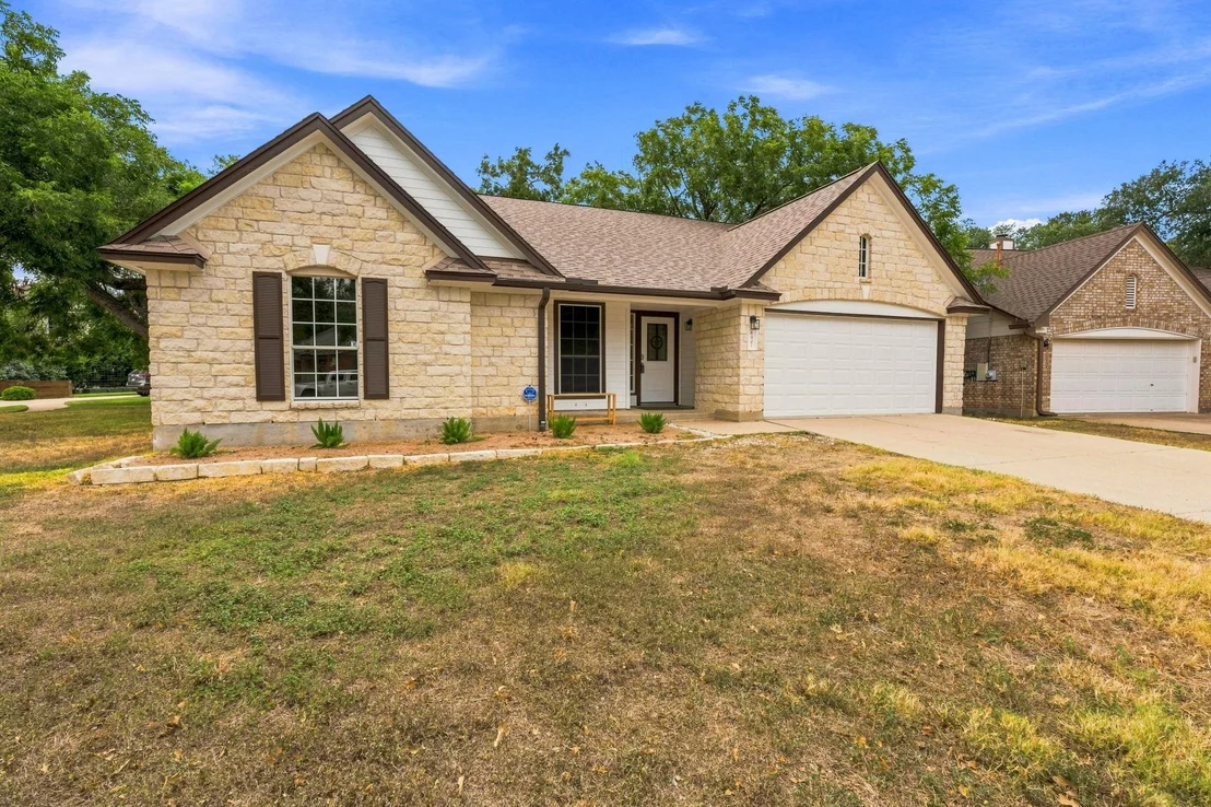 Photo of 6901 Bancroft Woods DR