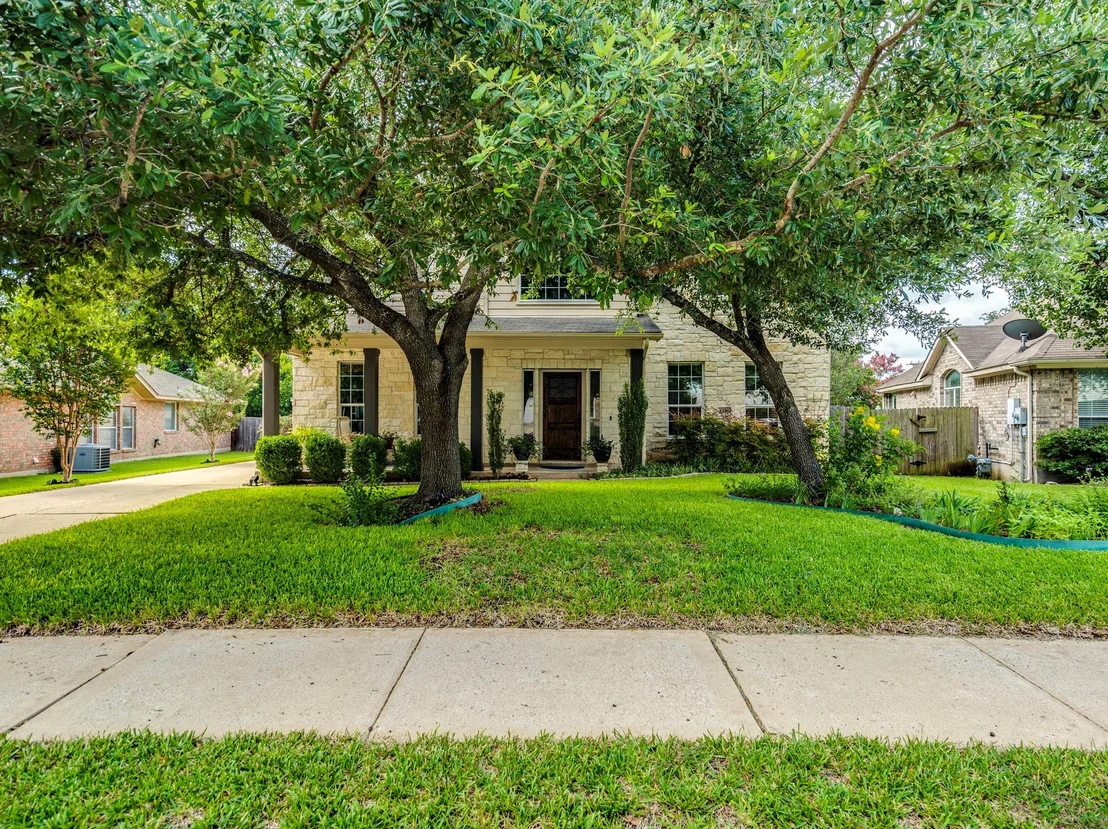 Photo of 1218 Heppner DR