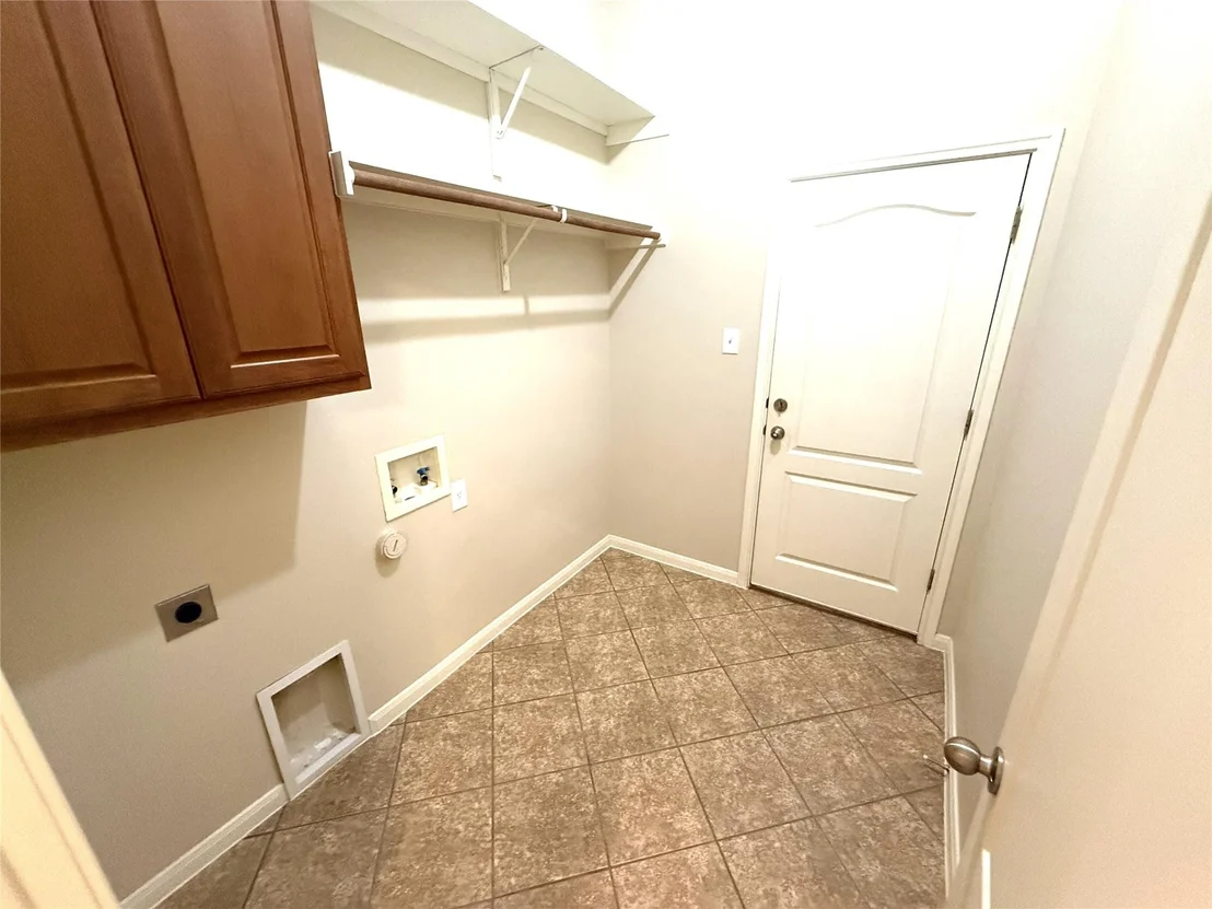 Photo of 608 Pebblestone Walk DR