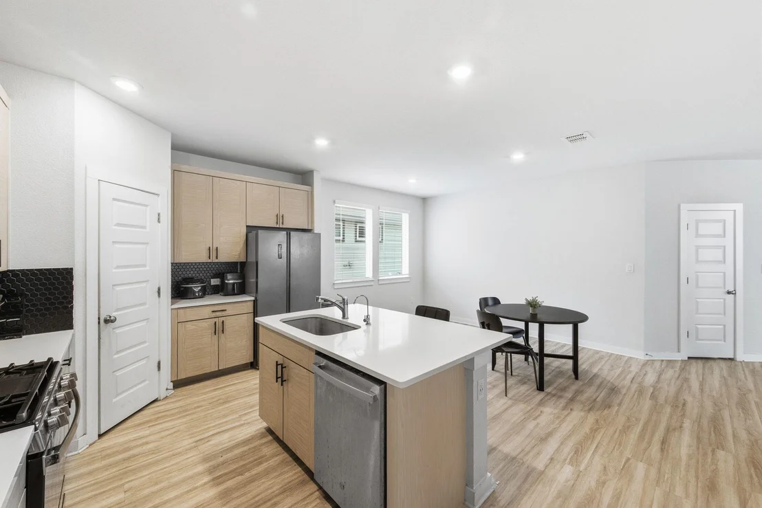 Photo of 241 Banff DR