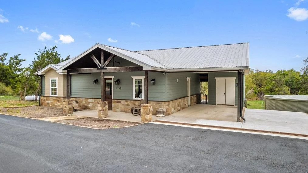 Photo of 9750-9800 Ledgestone TER