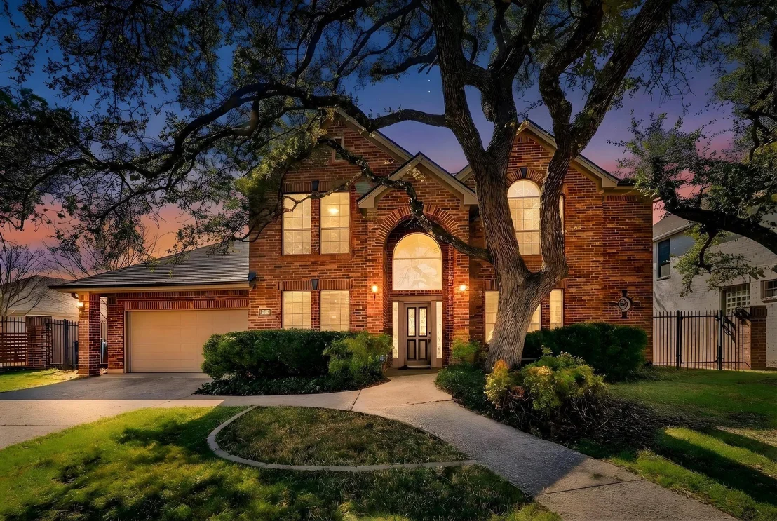 Photo of 8205 Crabtree DR