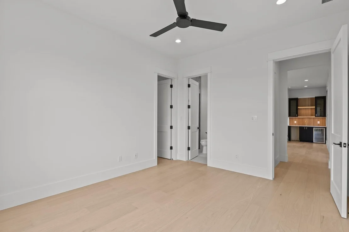 Photo of 8109 Kuhn DR