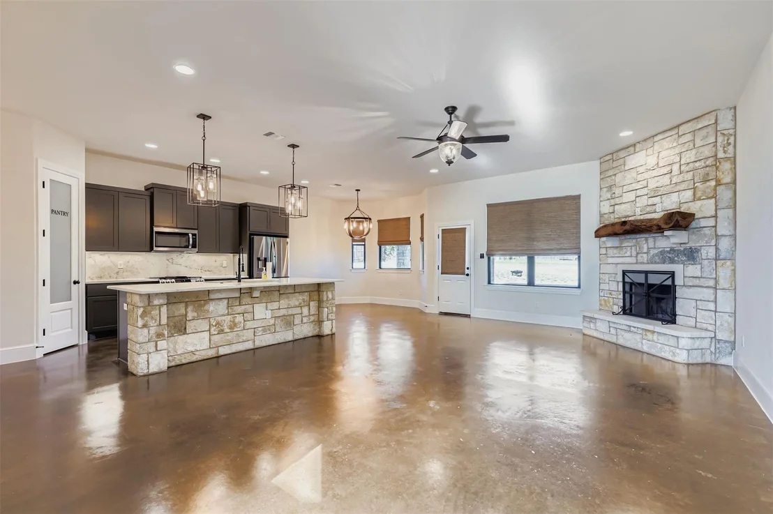 Photo of 315 Bluestem CV