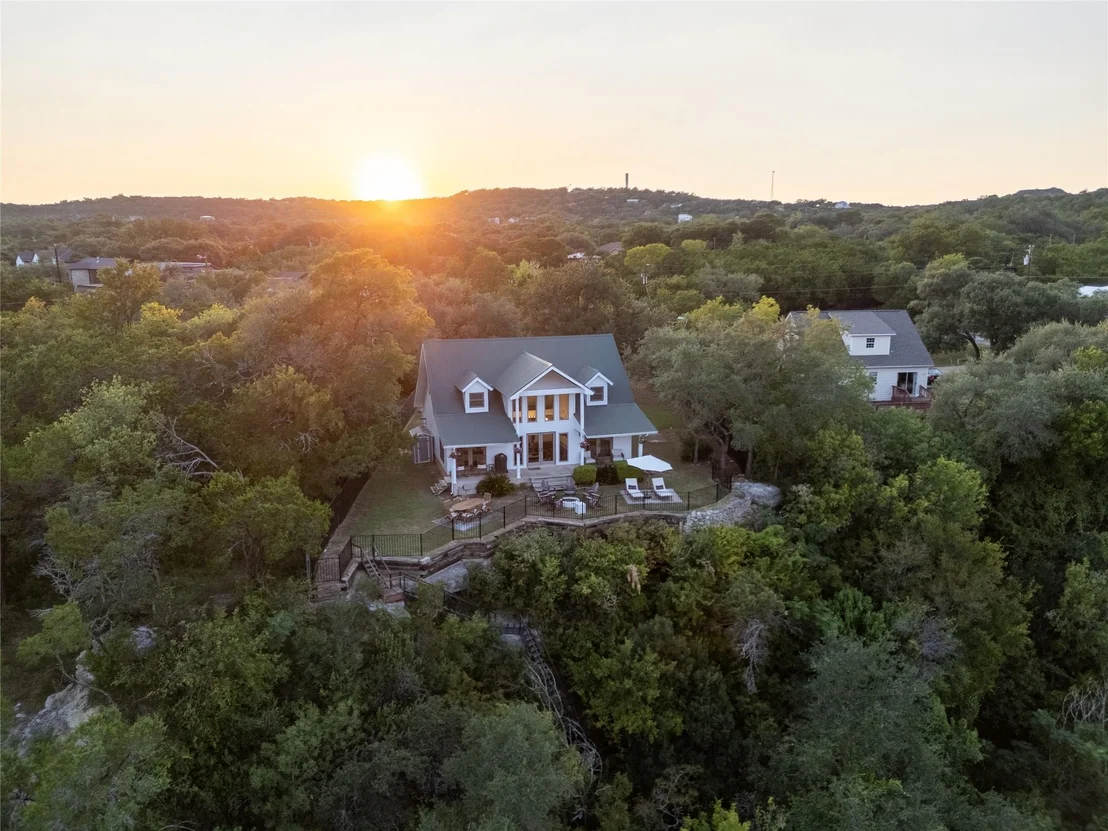 Photo of 11103 Lakeside DR