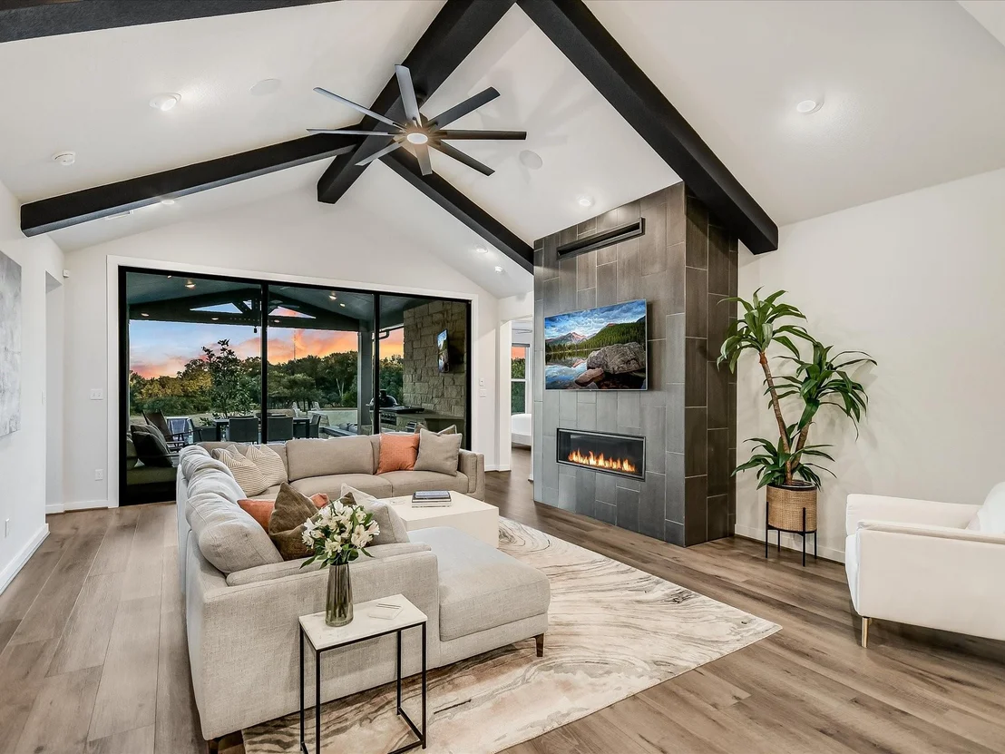 Photo of 361 Washington DR