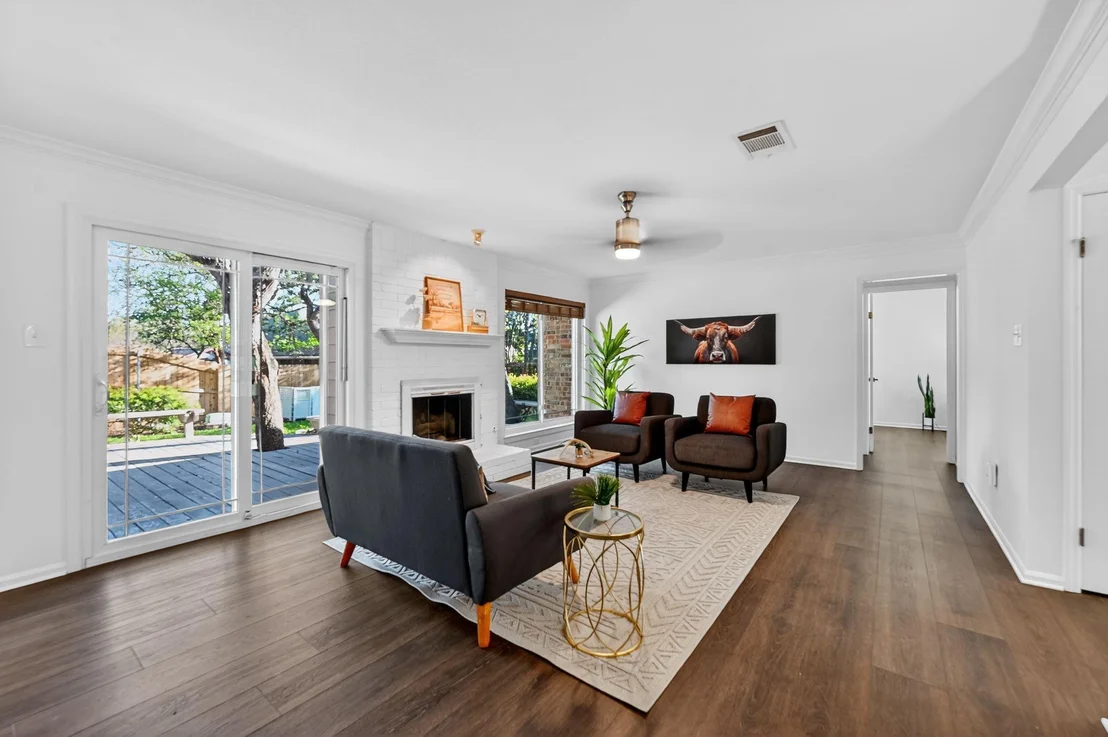 Photo of 1118 Oaklands DR