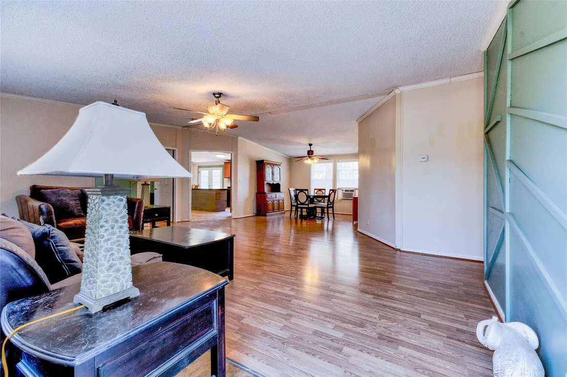 Photo of 103 Texas Oak DR