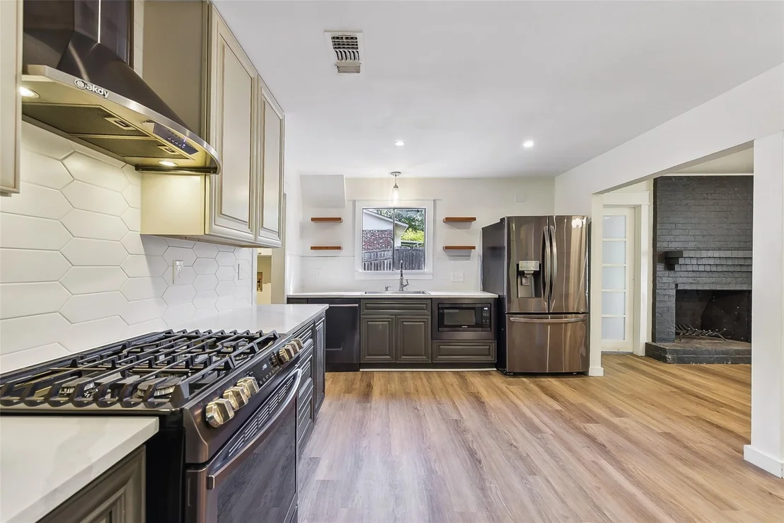 Photo of 6613 Ashland DR