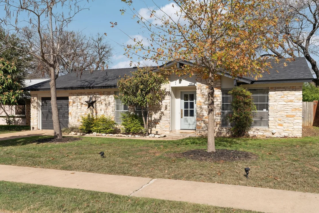 Photo of 2514 Cockburn DR