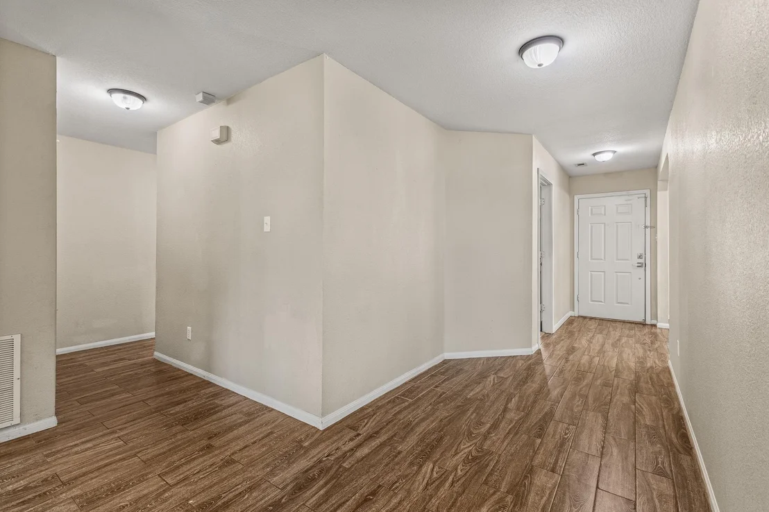 Photo of 5504 Southern Crossing DR