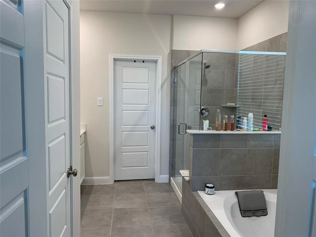 Photo of 4326 Pale Fox LN