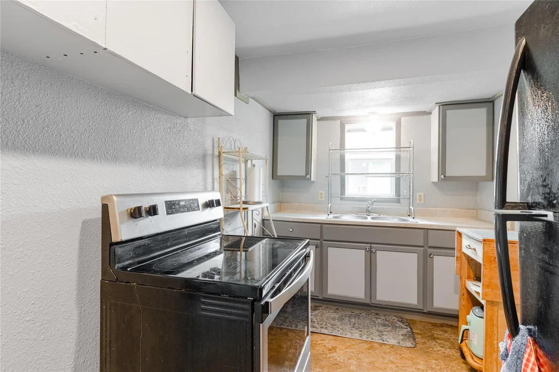 Photo of 604 Burkett ST