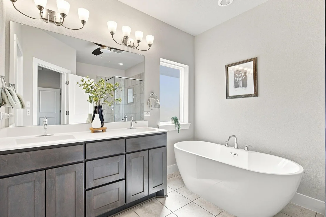 Photo of 208 Winding Hollow LN