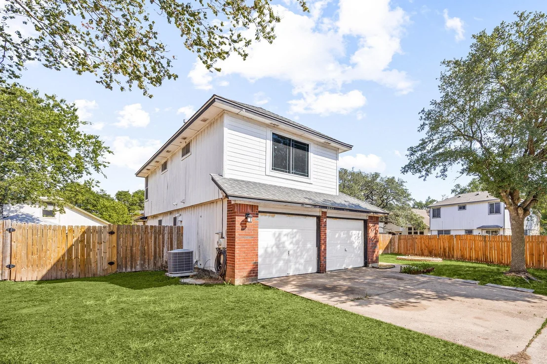 Photo of 8845 Francia TRL