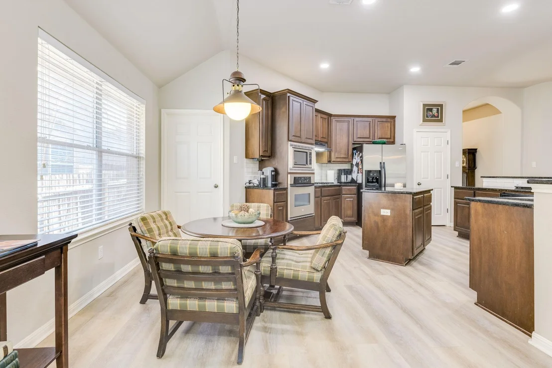 Photo of 12537 Central Park DR