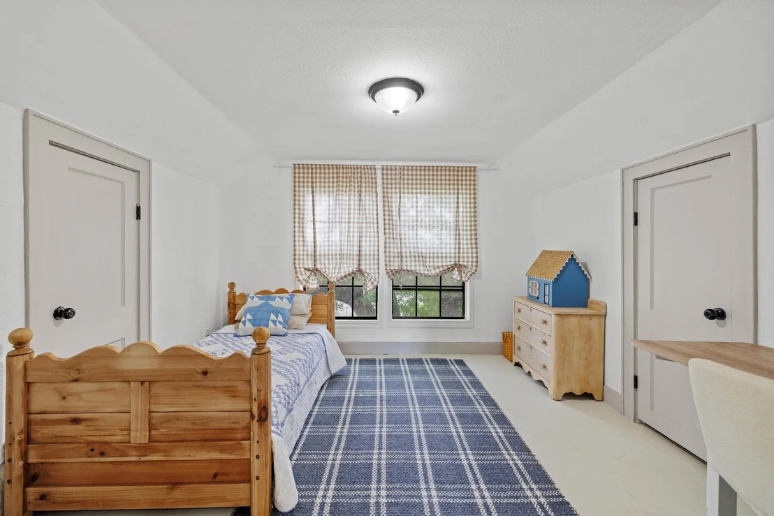 Photo of 1802 Magnolia DR