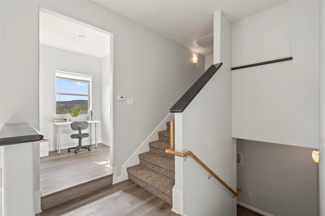 Photo of 11102 Hill Dr