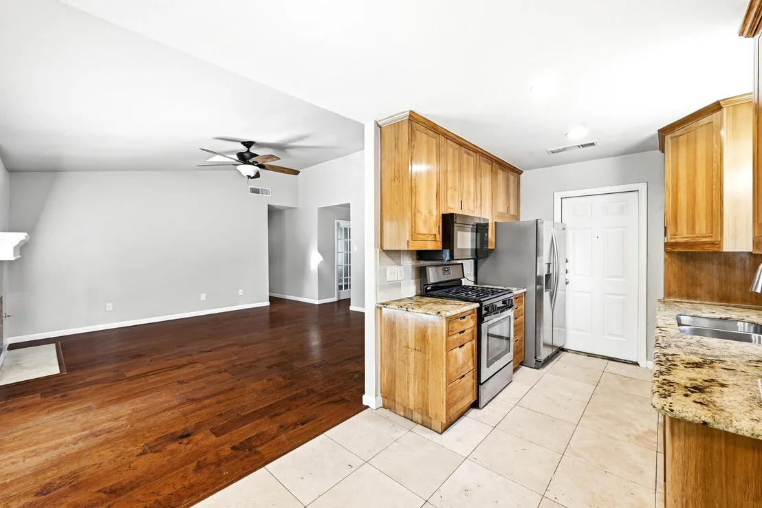 Photo of 10417 Firethorn LN
