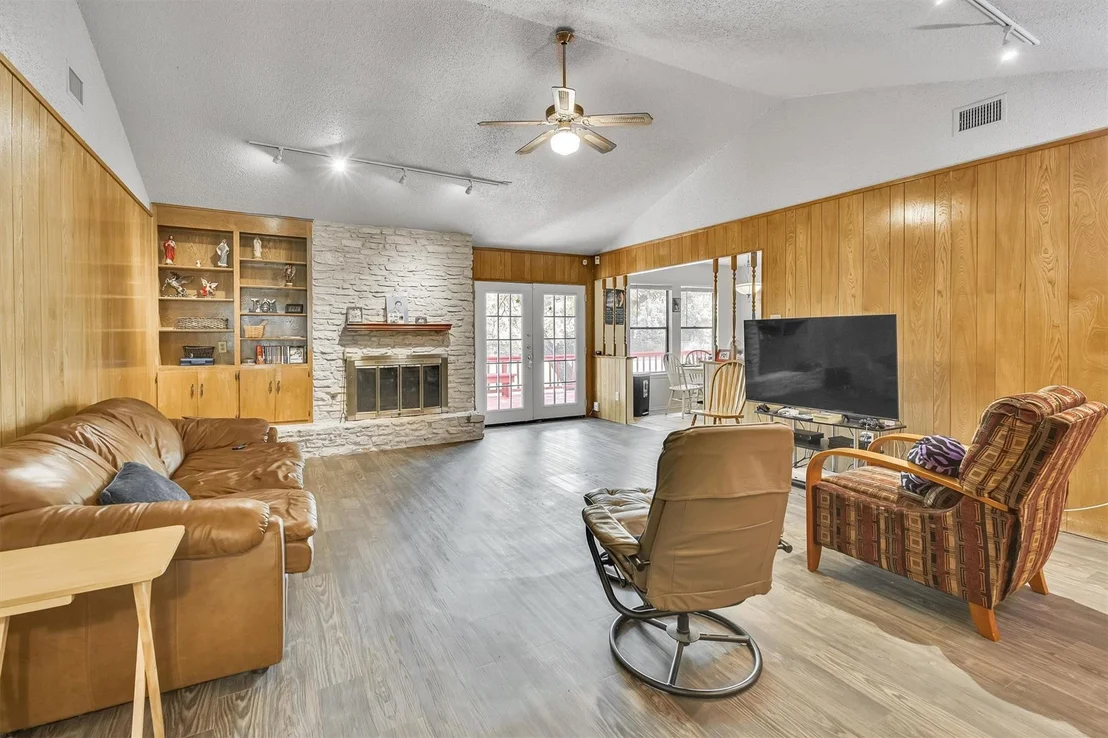 Photo of 1008 Hermitage DR