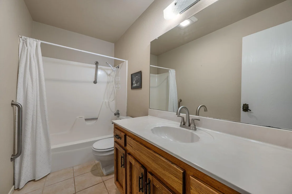 Photo of 236 Lodestone CIR
