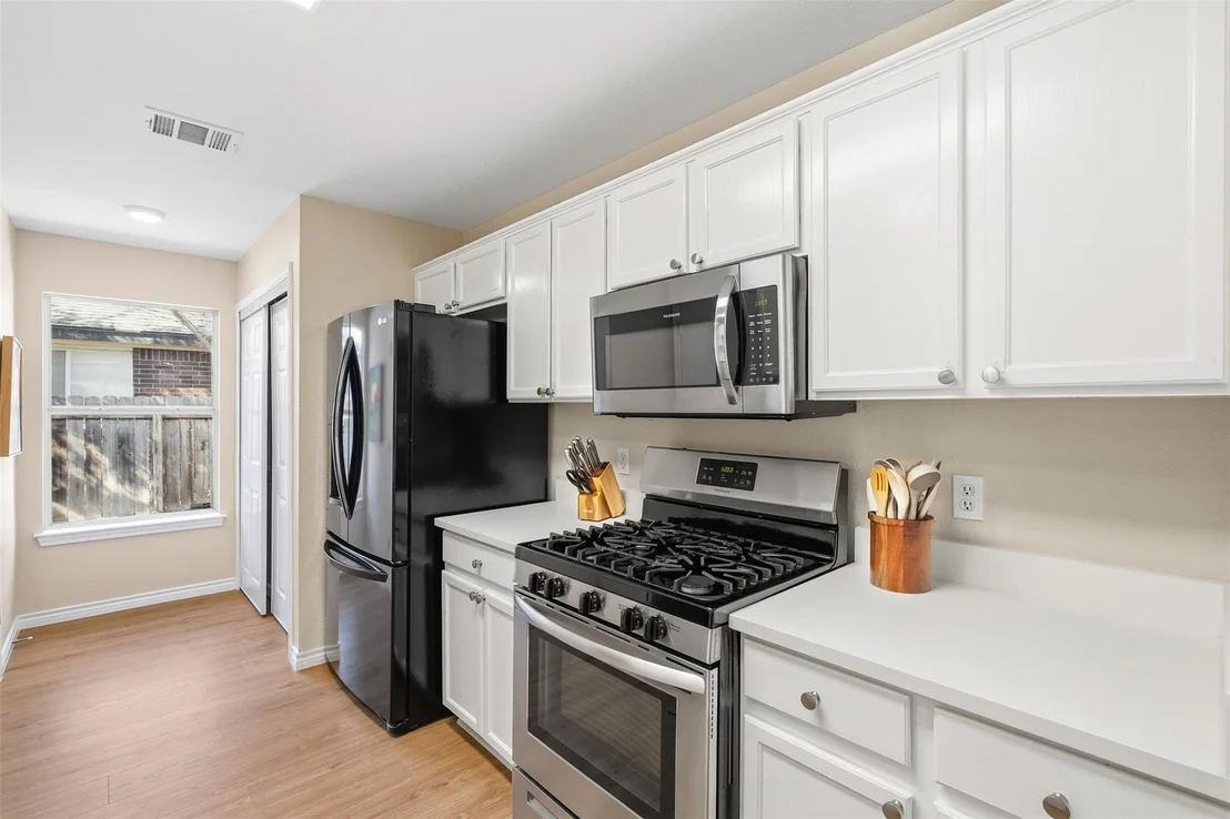 Photo of 115 Finch LN
