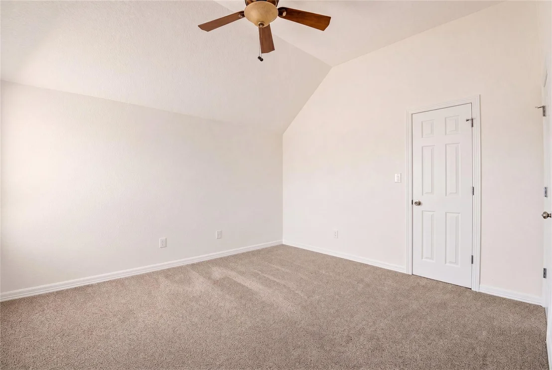 Photo of 2260 Fernspring DR